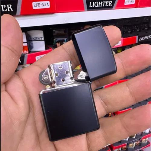 Toptan Metal Benzinli Zippo Model Çakmak (Siyah & Gümüş Modeller)