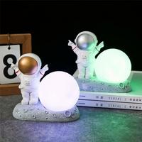Toptan 3D Sevimli Astronot Model Lamba